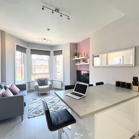 2 Bedroom Apartment In South Hampstead Londra Exterior foto