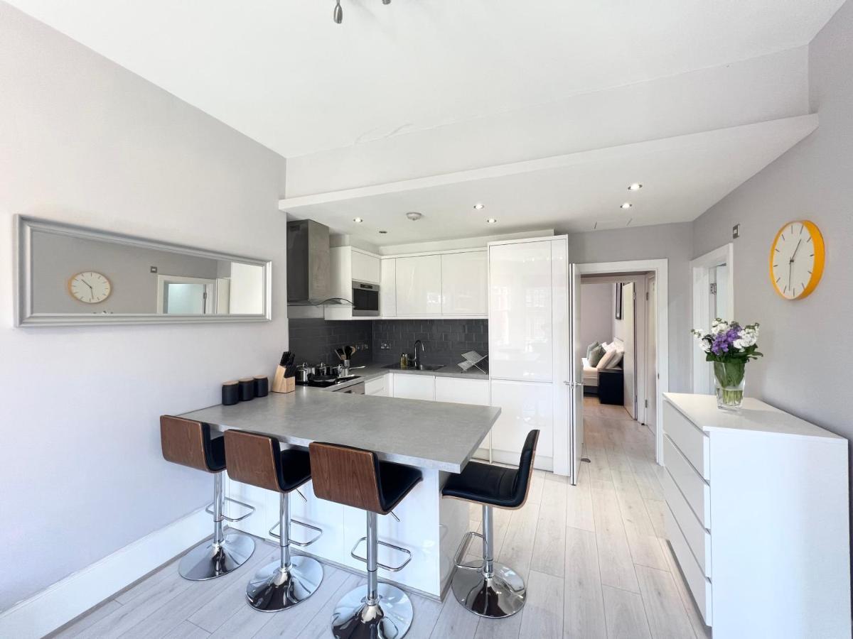 2 Bedroom Apartment In South Hampstead Londra Exterior foto